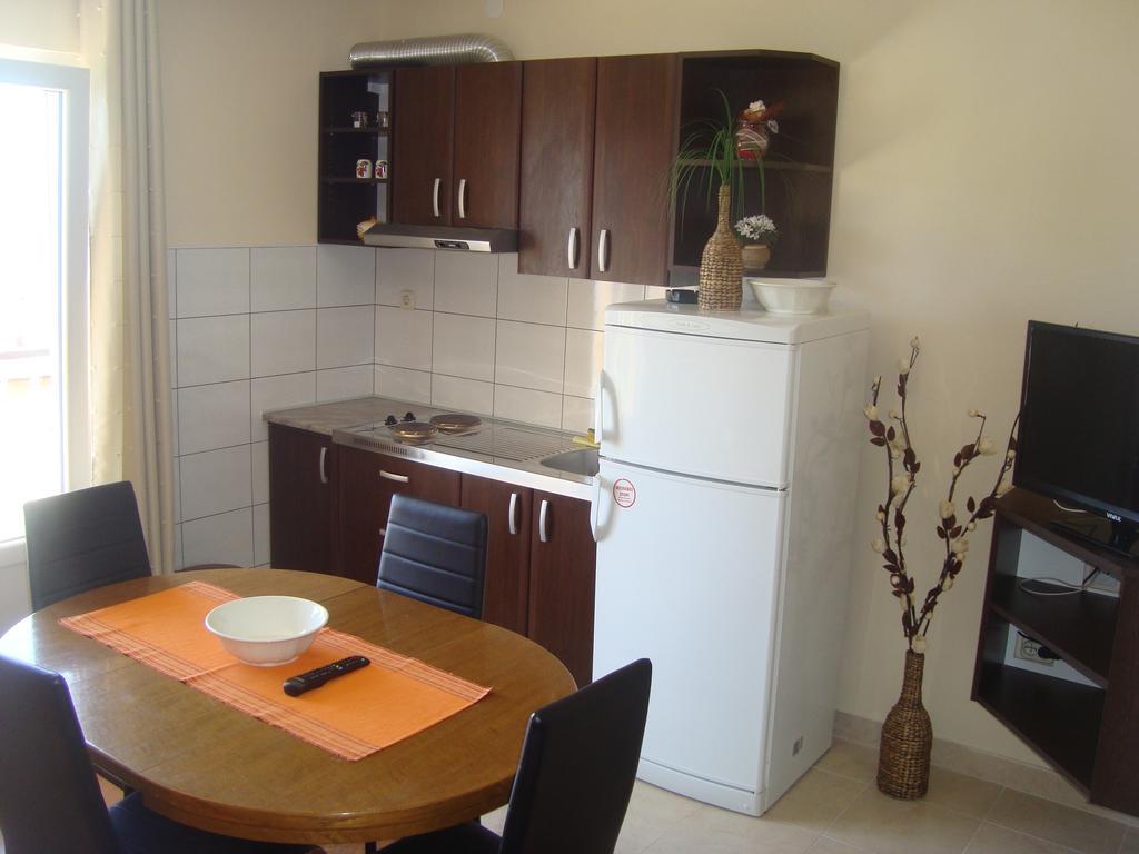 Apartments Roncevic #Joko# Gradac  Pokój zdjęcie